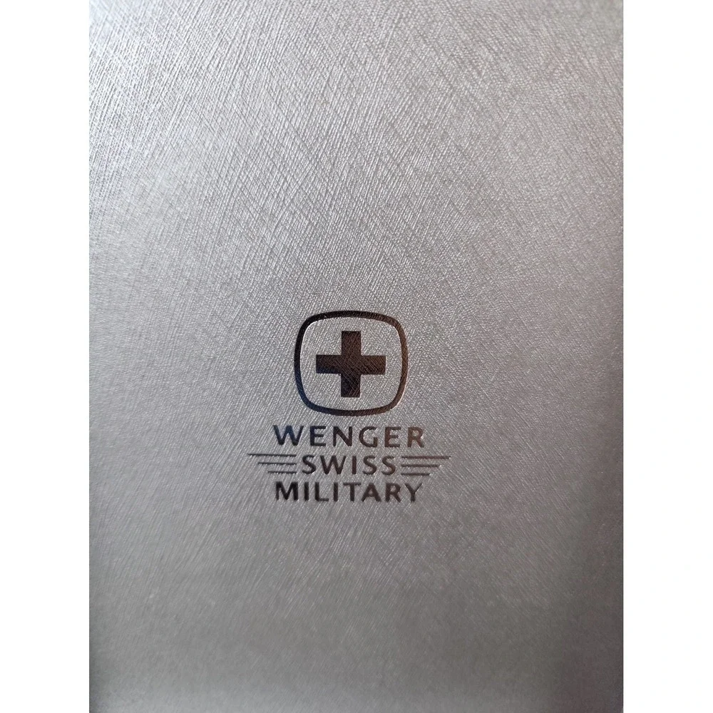 Wenger Swiss Military Watch Gift Set Vintage 90s Leather Band & Clip 7900X